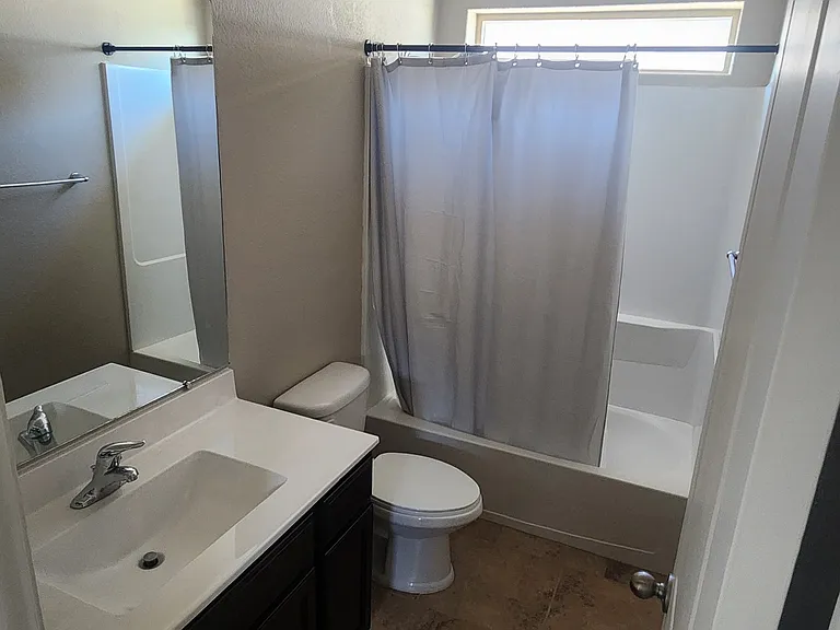8812 Zephyr Pl NW — Photo 11