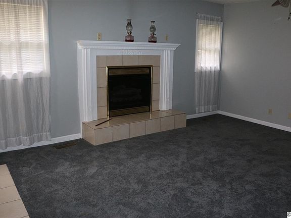 3rd image of 2089 Sparrow Ln