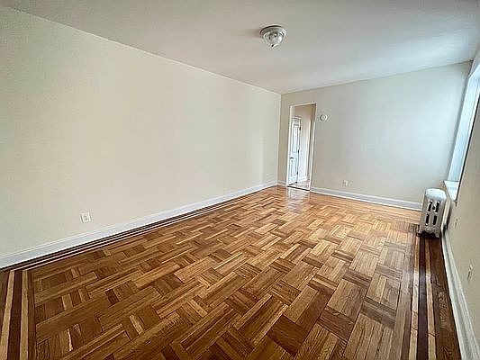 3rd image of 83-16 Lefferts Blvd #4R