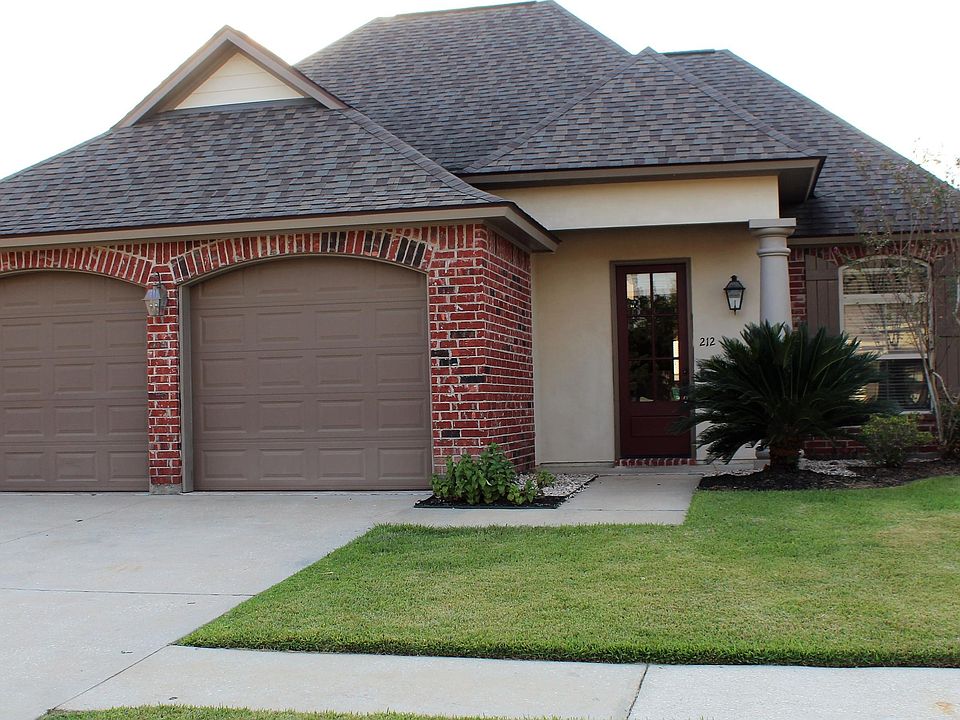 1st image of 212 Country Park Dr