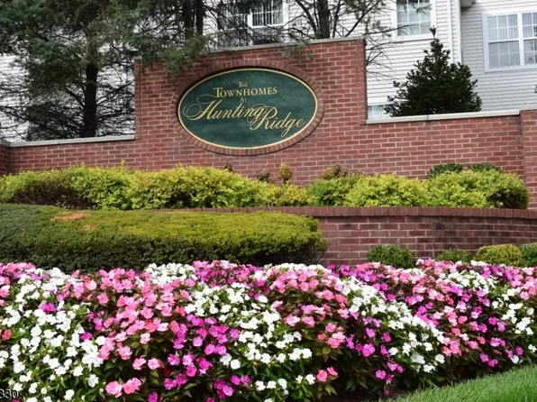 79 Albert Ct, Parsippany-Troy Hills Twp., NJ 07054