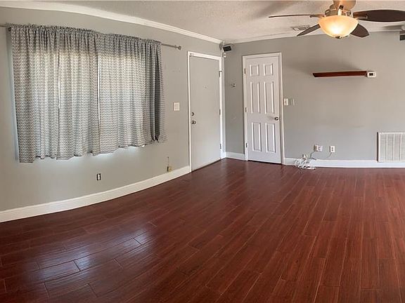 4th image of 4806 Gevon Pl