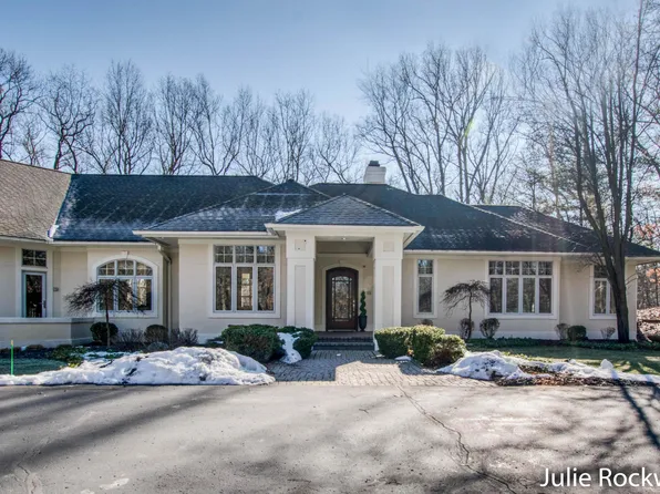 1830 Sterling Oaks Blvd SE, Ada, MI 49301