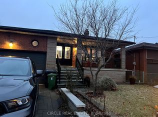 18 Rosemeade Ave, Toronto, ON M8Y 3A3