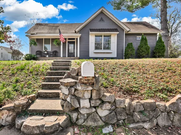 1022 Clark St, Clarksville, TN 37040