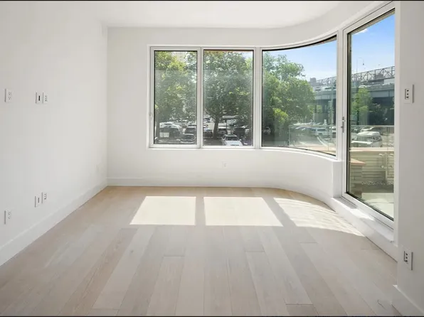 208 Delancey Street image 1 of 8