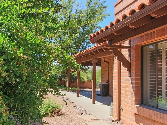 Side Patio from Front