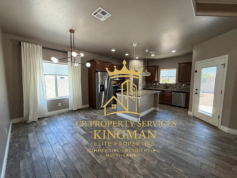 2244 Dollarhide Dr — Photo 10