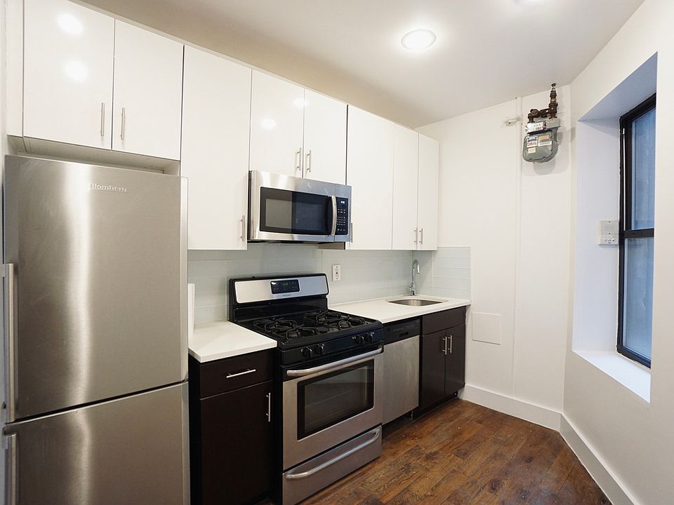 1st image of 432 W 163rd St