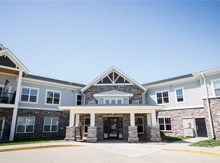 1427 34th Ave SW #215, Altoona, IA 50009