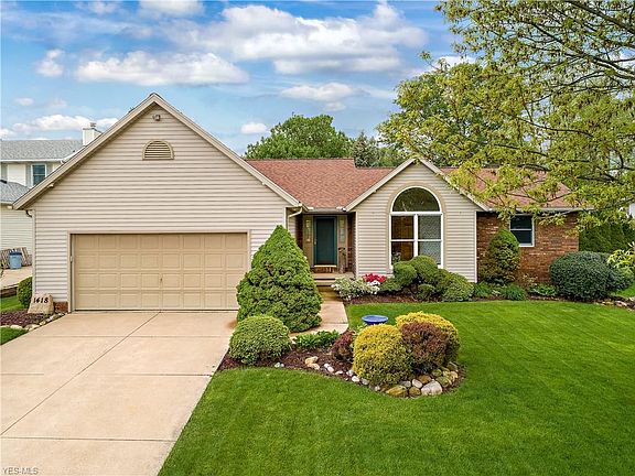 2nd image of 1418 Cherry Wood Cir