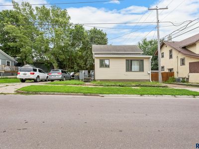 305 W Bailey St, Sioux Falls, SD, 57104