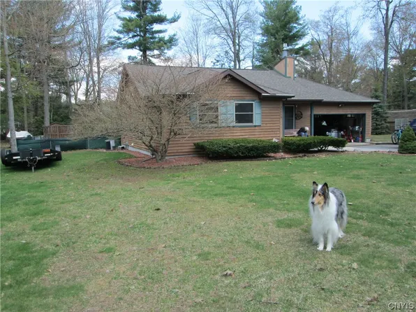 30933 Pinewood Dr, Black River, NY 13612