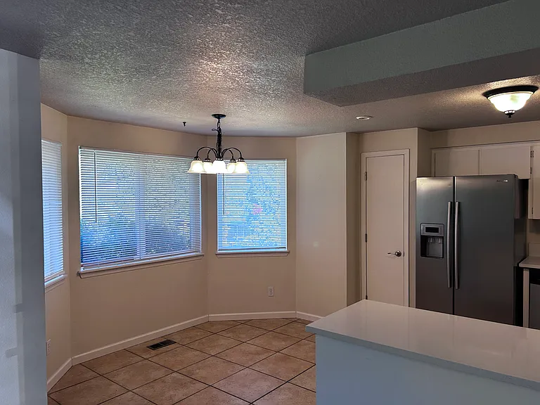 13303 SW 157th Ave — Photo 7