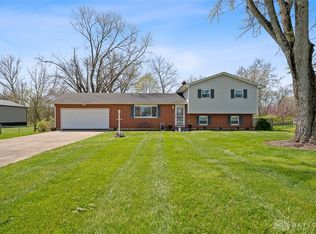 7007 Dalewood Dr, Middletown, OH 45042