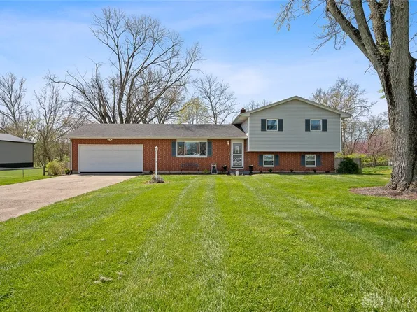 7007 Dalewood Dr, Middletown, OH 45042