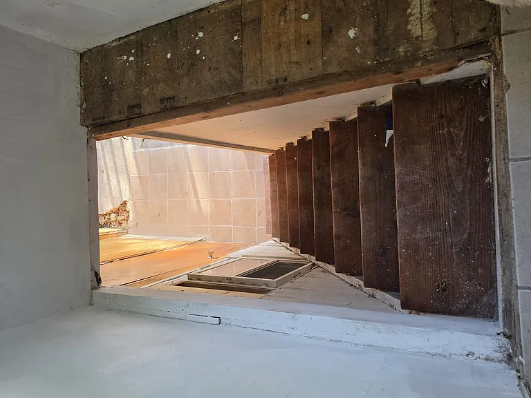 312 W 3rd St — Photo 35