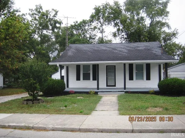 1806 E 18th St, Muncie, IN 47302