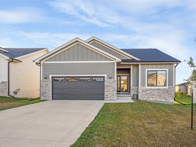 18080 Alpine Dr, Clive, IA, 50325