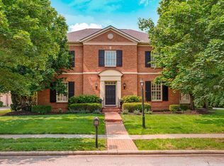 3762 Pembrooke Grn E, New Albany, OH 43054
