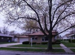 18936 Greenbay Ave, Lansing, IL 60438