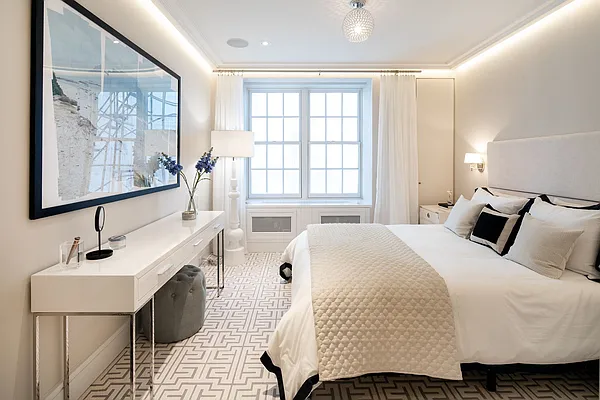 Sold by Sotheby's International Realty | media 5