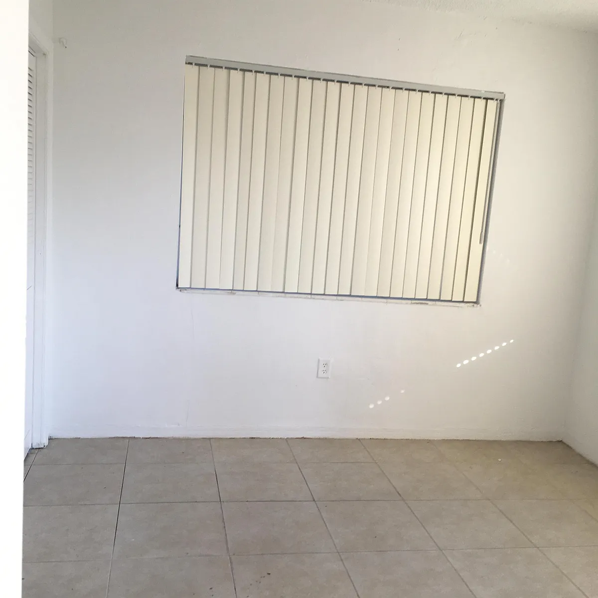 Building Photo - 101 NW 29th Ave #1FT