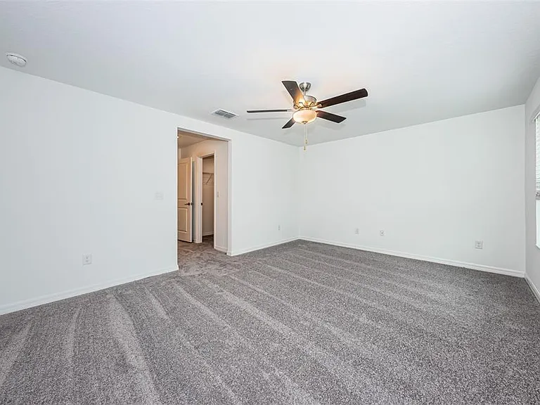 8327 Crescent Oaks Dr — Photo 28
