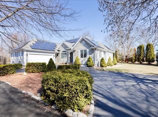 28 Mooney Rd, Salem, MA 01970