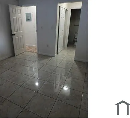6040 SW 26th St #1 — Photo 8
