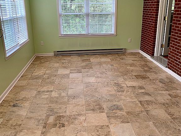 4th image of 750 Paragon Ave