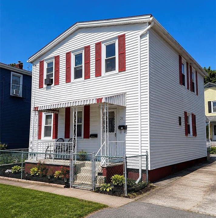 1st image of 25 Richmond St
