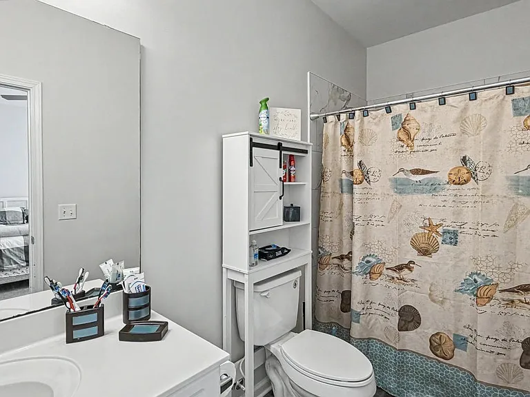 9406 Night Harbor Dr — Photo 13