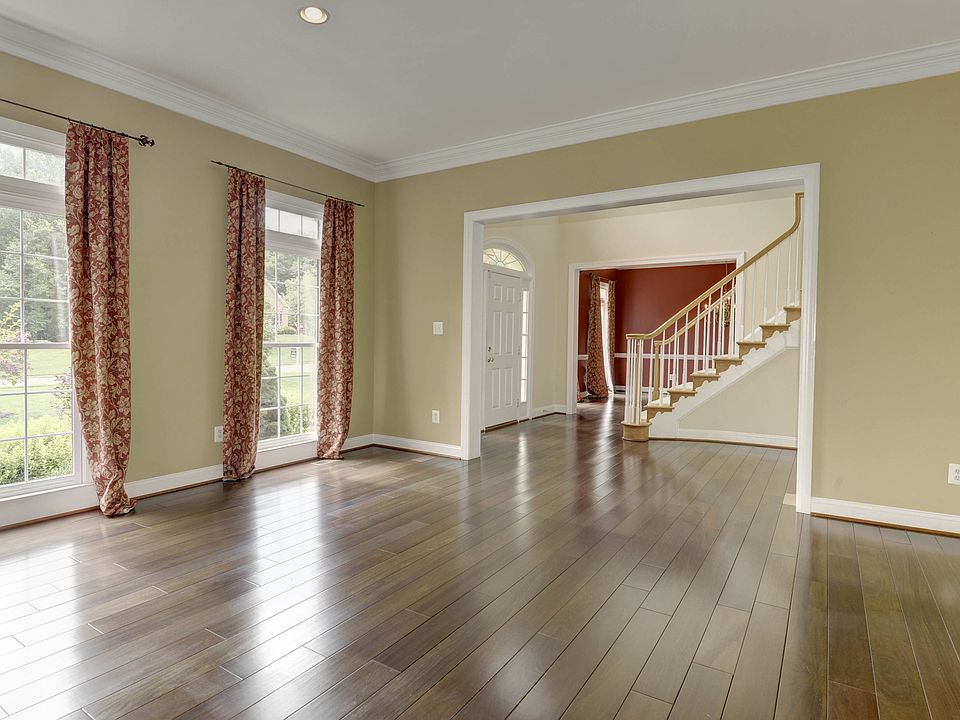 1st image of 12404 English Garden Ct