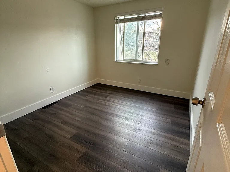 5628 S Lowell Blvd — Photo 9