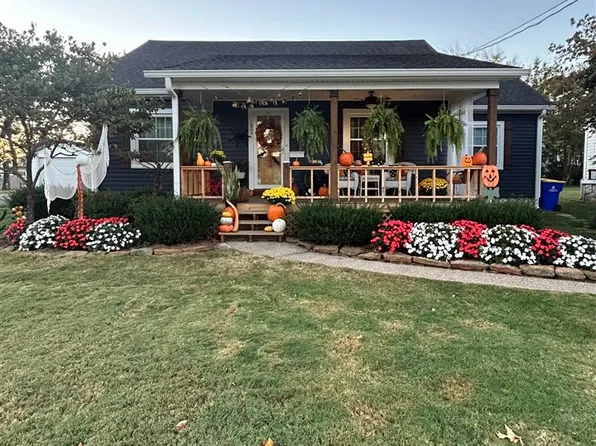 854 Magnolia St, Bowling Green, KY 42103