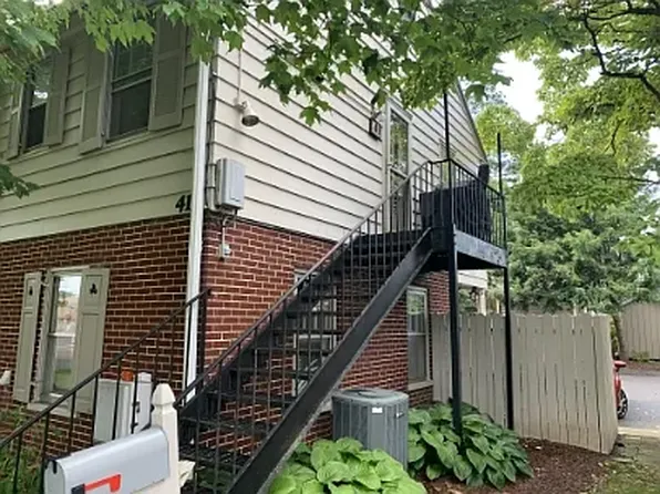 41 W Main St #1, Leola, PA 17540