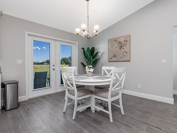 5th image of 2213 SW Salmon Road