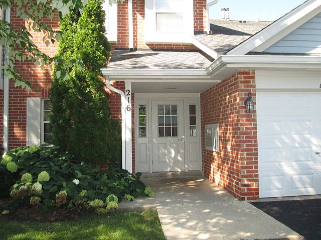 1st image of 216 Charleston Ct Unit 7