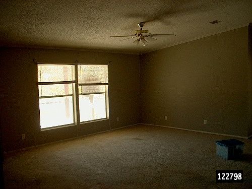 4th image of 107 Cypress Falls Dr