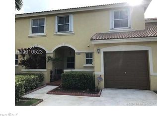 128 SW 169th Ave, Pembroke Pines, FL 33027