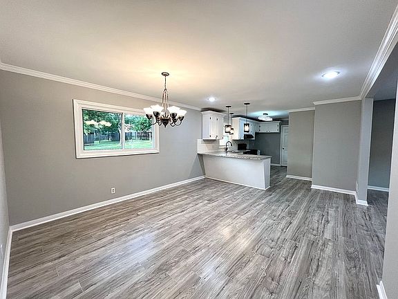 4th image of 138 Basin Dr