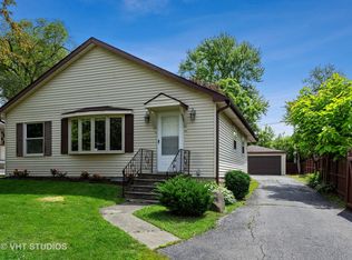 408 Clearview Ave, Wauconda, IL 60084