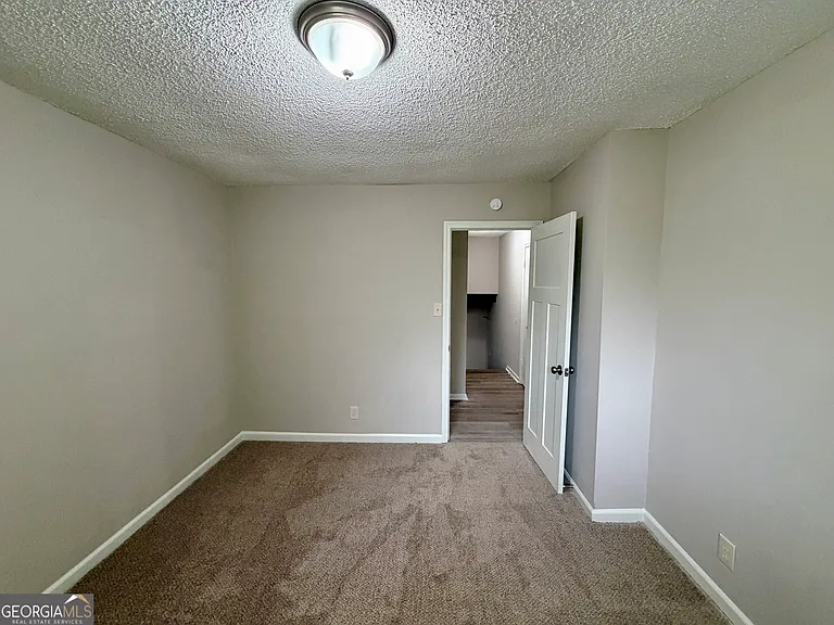 5776 Windermere Ct — Photo 14