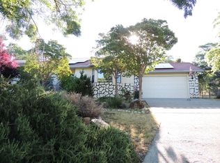 2709 Huckleberry Ln, Valley Springs, CA