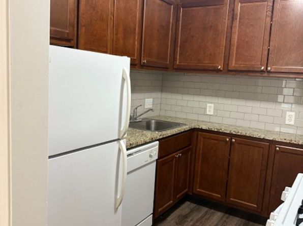 15810 Van Aken Blvd #203