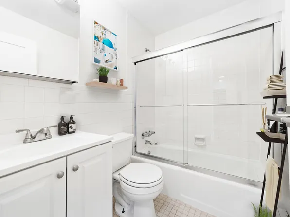 71 Wyckoff Street 3 image 6 of 6