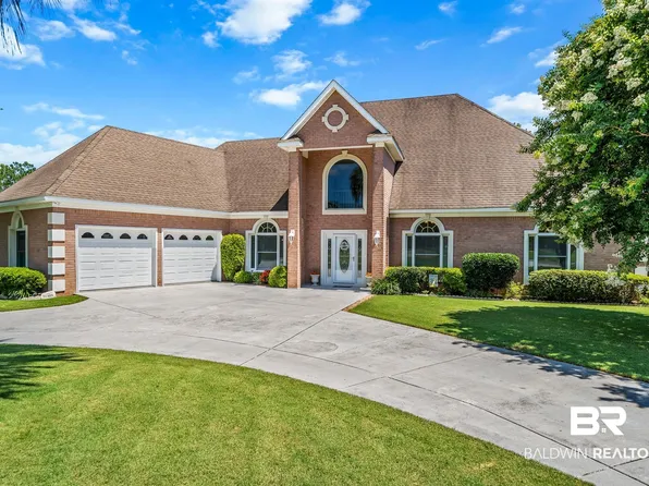 9358 Lakeview Dr, Foley, AL 36535