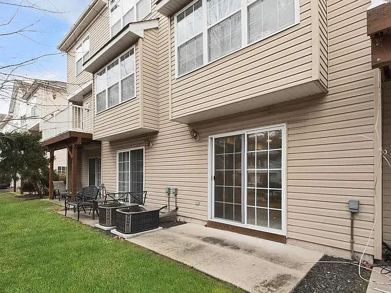 187 Blue Heron Dr — Photo 13