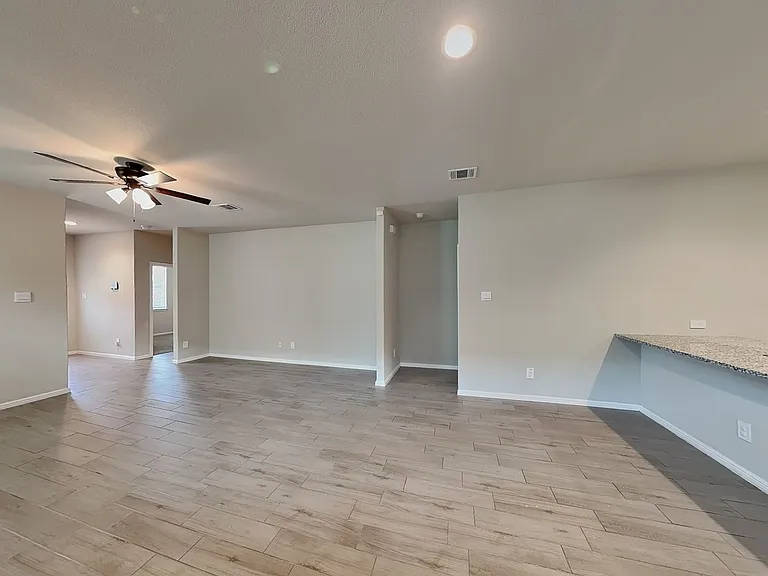 6721 Lake Overlook Dr — Photo 4